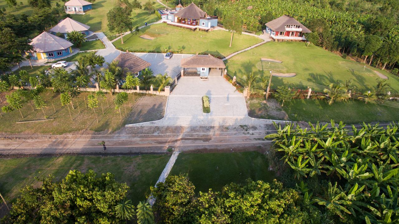 Grand Eco Cabanas Resort Kuntanse Exterior photo